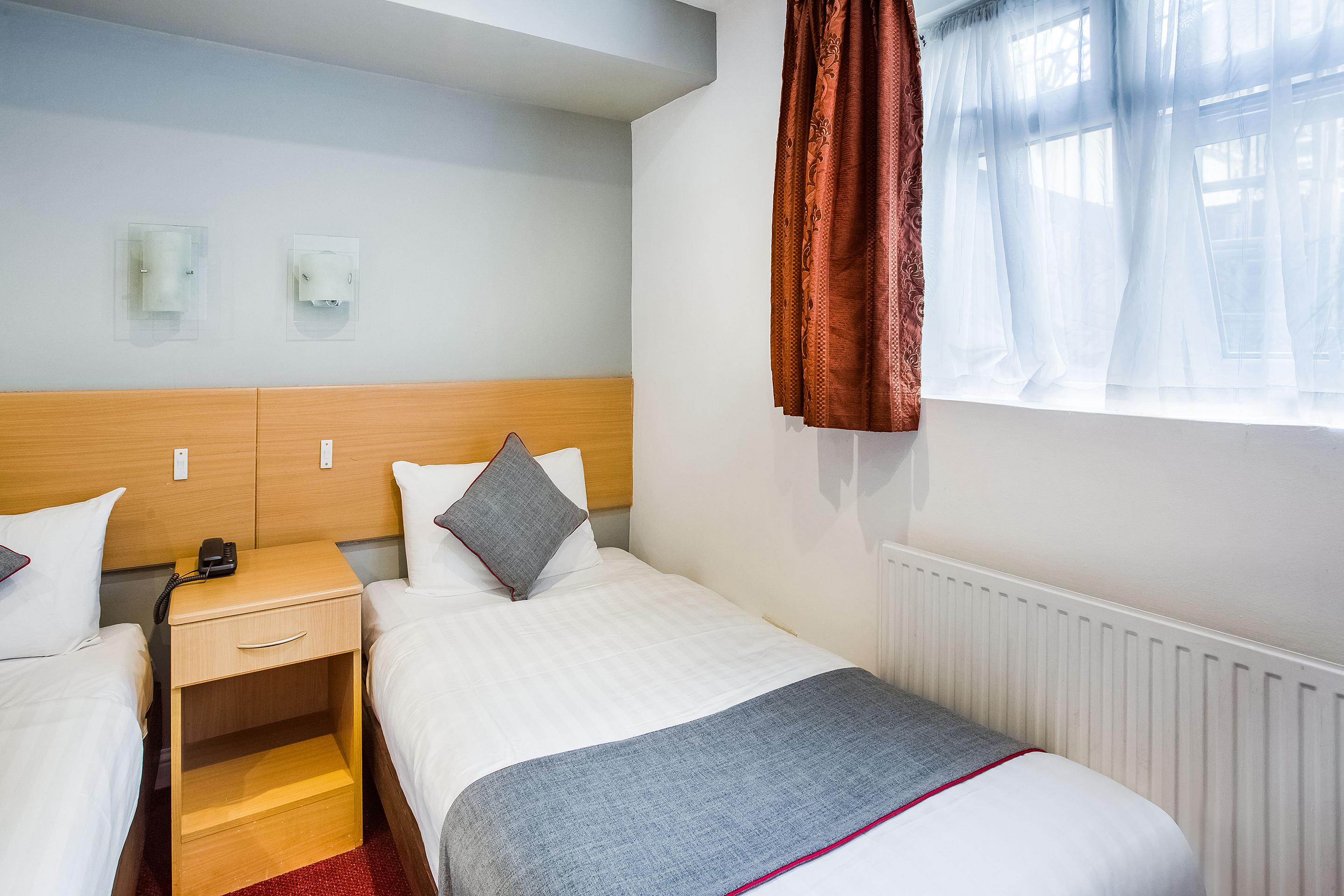 Oyo London Guest House Dış mekan fotoğraf